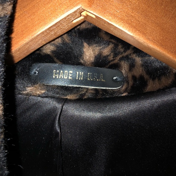 VINTAGE Animal Print Coat - Picture 7 of 7
